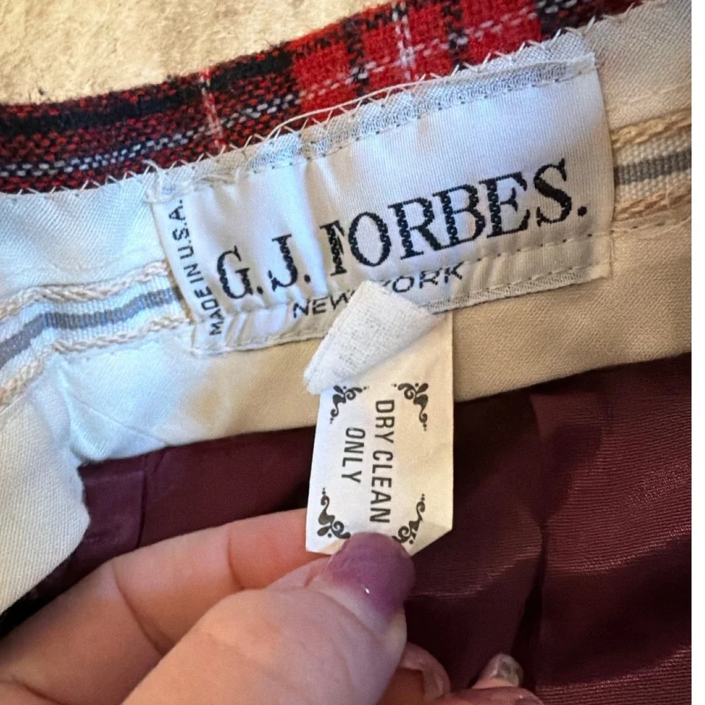 G.J. Forbes Vintage Plaid High Waisted Shorts Red Navy Blue Pleated Made‎ in USA